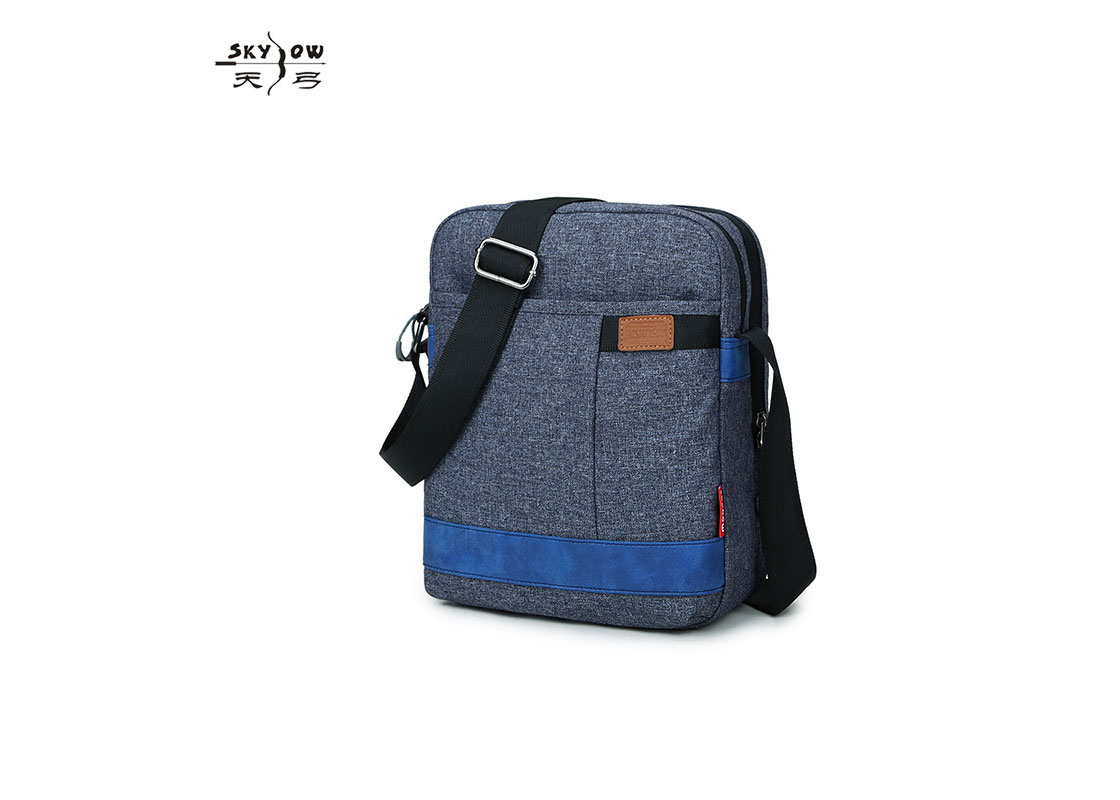 Casual men's single shoulder bag